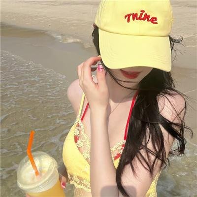 窗外有蓝天